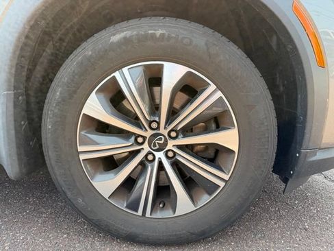 Certified 2023 INFINITI QX60 Pure AWD/4WD image 23
