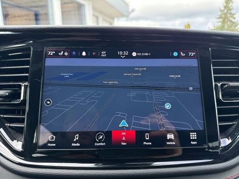 Used 2024 Dodge Durango GT image 30