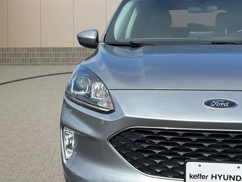 Used 2021 Ford Escape SEL image 10