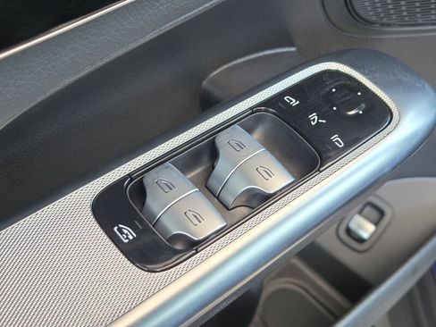 Used 2026 Mercedes-Benz GLC 43 AMG 4MATIC image 24
