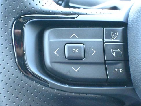 New 2026 Dodge Charger R/T AWD/4WD image 9