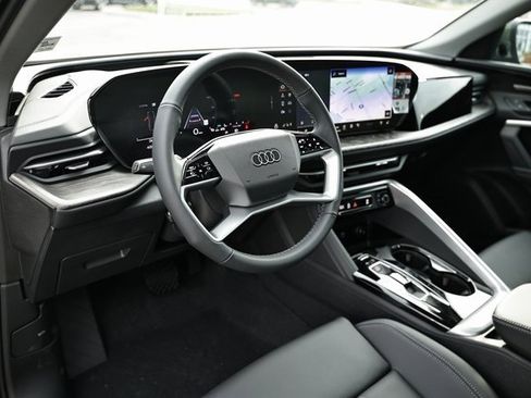 New 2025 Audi Q5 2.0T Premium Plus image 19