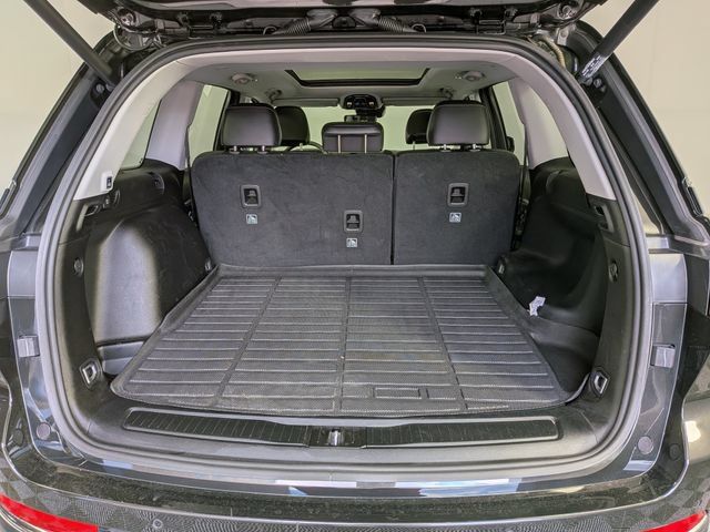 Used 2024 Jeep Grand Cherokee Limited AWD/4WD image 17