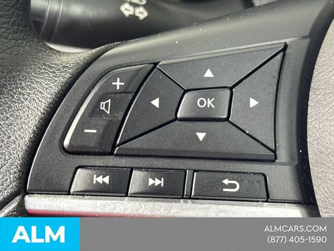 Used 2025 Nissan Altima 2.5 SV FWD image 27