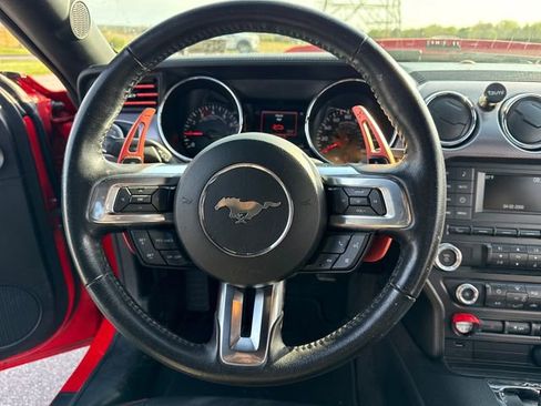 Used 2016 Ford Mustang Coupe RWD image 16