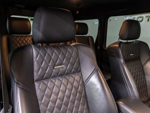 Used 2016 Mercedes-Benz G 63 AMG 4MATIC image 21