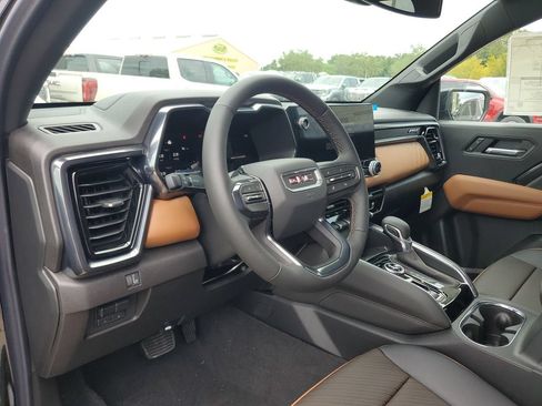 New 2026 GMC Canyon AT4 w/ AT4 Premium Package AWD/4WD image 20