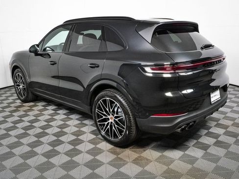 New 2026 Porsche Cayenne AWD/4WD image 3