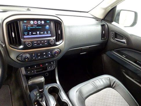 Used 2016 Chevrolet Colorado Z71 image 28