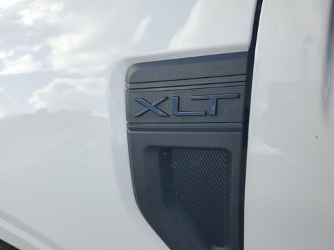 New 2026 Ford Maverick XLT w/ XLT Luxury Package image 9