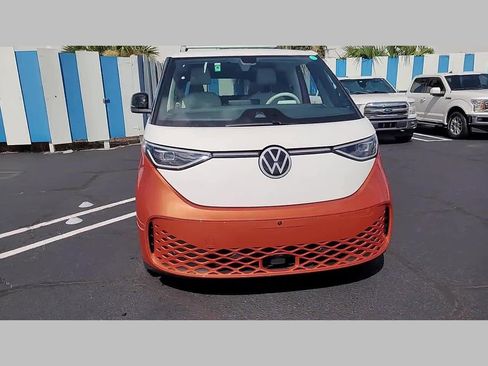 New 2025 Volkswagen ID. Buzz 1st Edition image 31