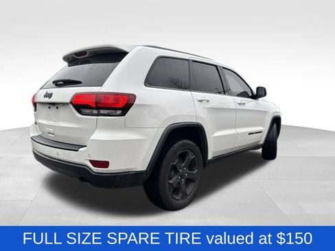 Used 2019 Jeep Grand Cherokee Laredo image 7
