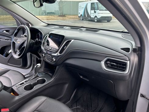 Used 2020 Chevrolet Equinox Premier w/ Premier Redline Edition image 29