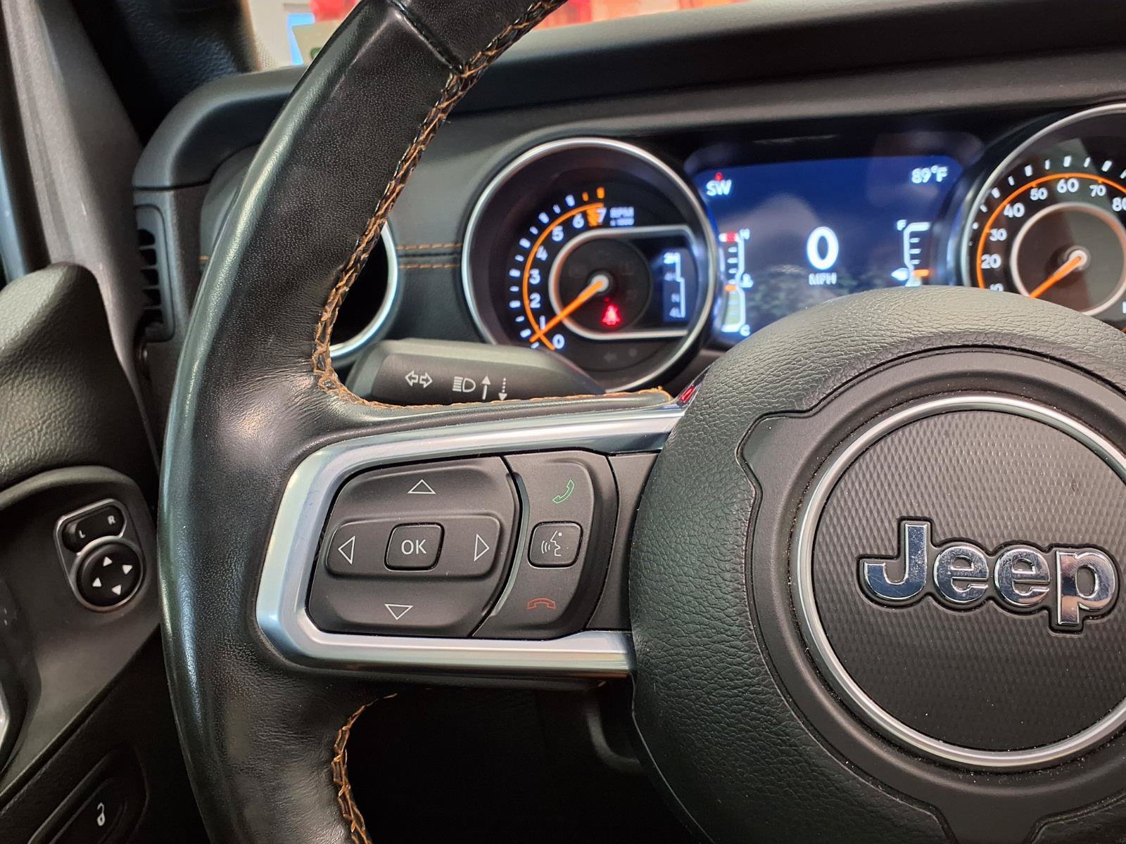Used 2021 Jeep Wrangler Unlimited Sahara AWD/4WD image 31