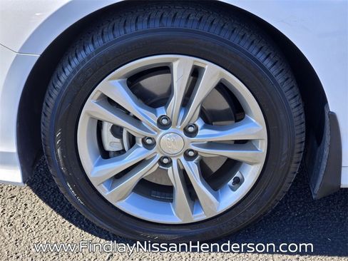 Used 2019 Hyundai Sonata Limited image 9