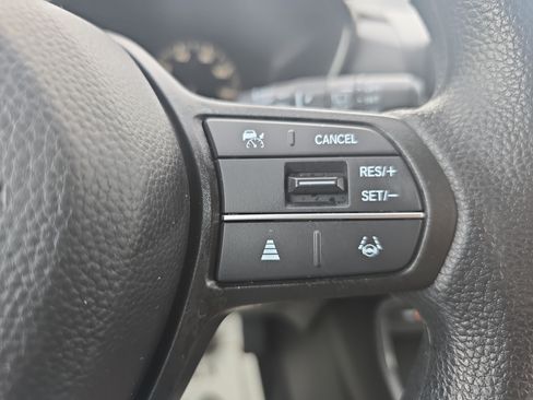 Used 2024 Honda CR-V EX image 17
