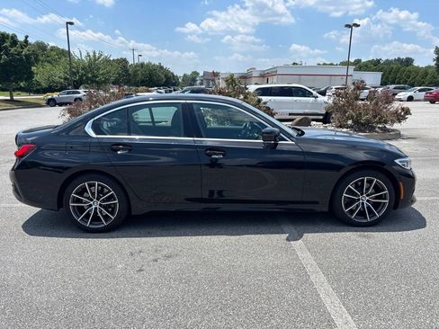 Used 2021 BMW 330i xDrive Sedan w/ Convenience Package AWD/4WD image 2