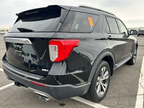 Used 2020 Ford Explorer Platinum w/ Premium Technology Package AWD/4WD image 4