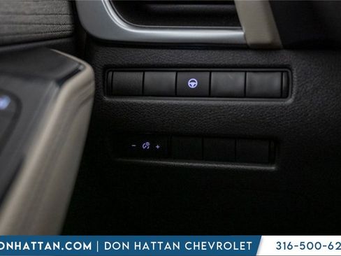 Used 2023 Nissan Rogue SV image 16