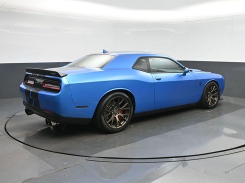 Used 2016 Dodge Challenger SRT Hellcat RWD image 7