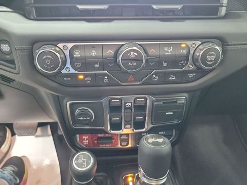 New 2026 Jeep Wrangler Unlimited Rubicon 392 AWD/4WD image 15