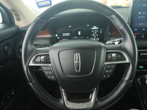 Certified 2023 Lincoln Nautilus Reserve w/ Equipment Group 201A image 14