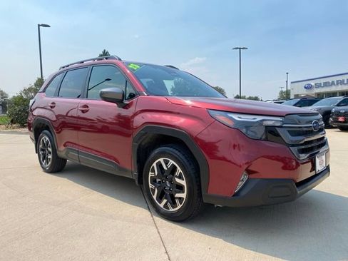 Used 2025 Subaru Forester Premium w/ Convenience Package #1 AWD/4WD image 7