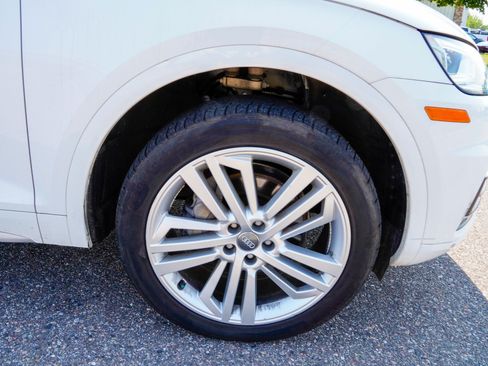 Used 2018 Audi Q5 2.0T Premium Plus AWD/4WD image 29