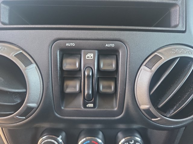 Used 2016 Jeep Wrangler Unlimited Sport w/ Quick Order Package 23S AWD/4WD image 21