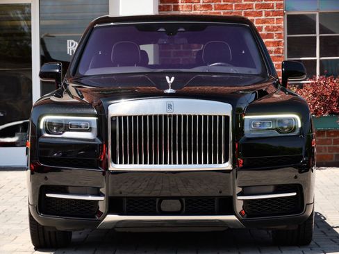 Used 2022 Rolls-Royce Cullinan w/ Cullinan Package AWD/4WD image 5
