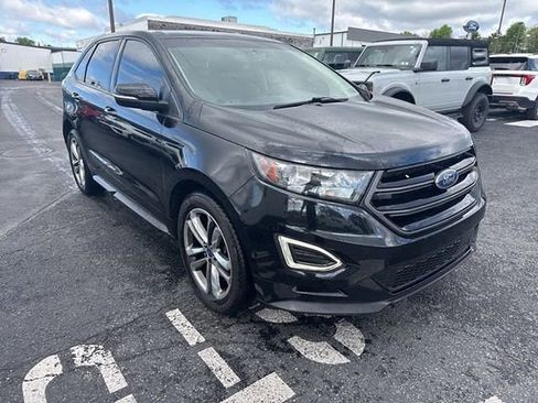Certified 2017 Ford Edge Sport w/ Cold Weather Package AWD/4WD image 3