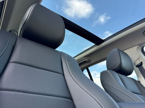 New 2026 Mercedes-Benz GLS 450 4MATIC image 32