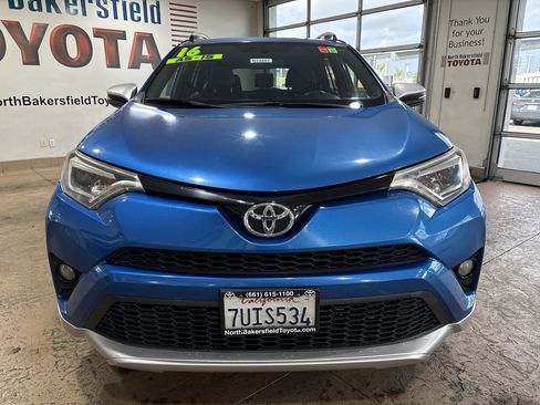 Used 2016 Toyota RAV4 SE image 5