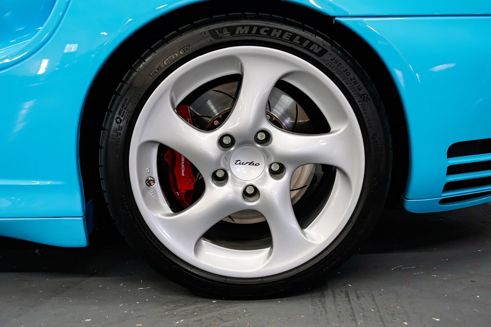 Used 2003 Porsche 911 Turbo AWD/4WD image 46