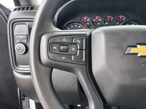Used 2025 Chevrolet Silverado 1500 Custom RWD image 10
