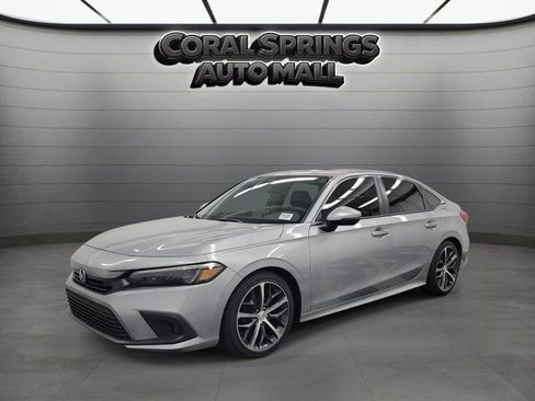 Certified 2024 Honda Civic Touring image 3