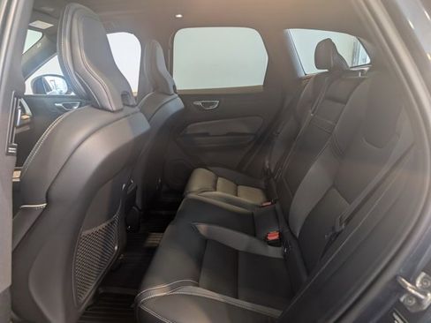 Used 2022 Volvo XC60 B6 R-Design w/ Advanced Package image 26