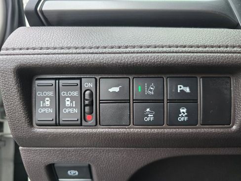 Used 2019 Honda Odyssey Touring image 28