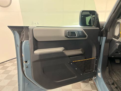 Used 2021 Ford Bronco Badlands image 18