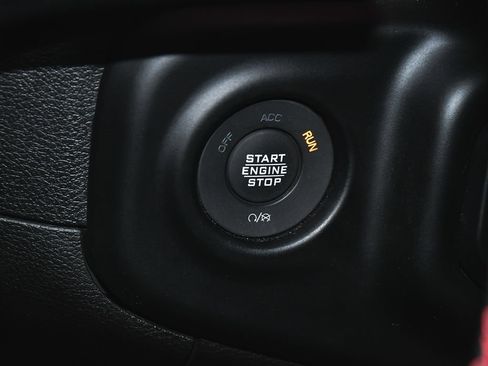 Used 2023 Jeep Wrangler Unlimited Rubicon 4xe AWD/4WD image 24