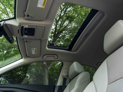 Used 2025 Honda Accord Touring image 34