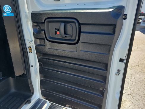 Used 2024 Chevrolet Express 2500 w/ Driver Convenience Package image 16