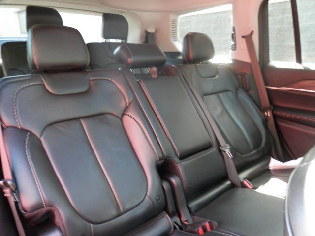 Used 2022 Jeep Grand Cherokee L Limited AWD/4WD image 38