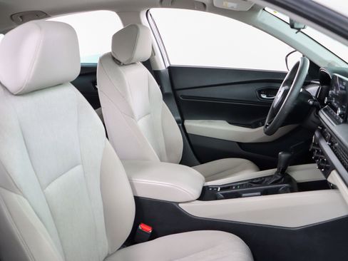 Used 2023 Honda Accord EX image 27
