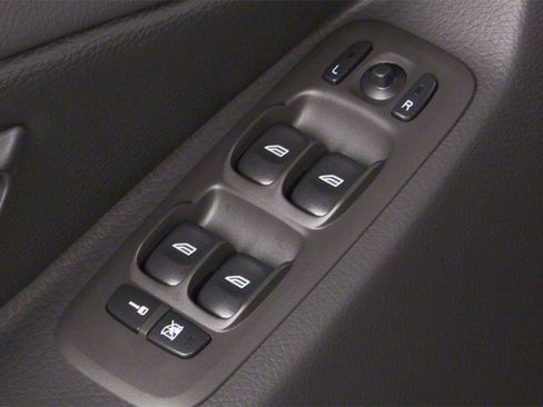Used 2010 Volvo XC90 3.2 FWD image 20
