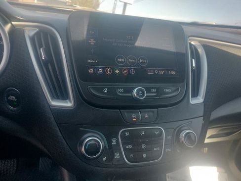 Used 2025 Chevrolet Malibu LT FWD image 48