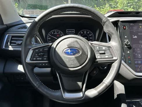 Used 2024 Subaru Ascent Touring AWD/4WD image 8