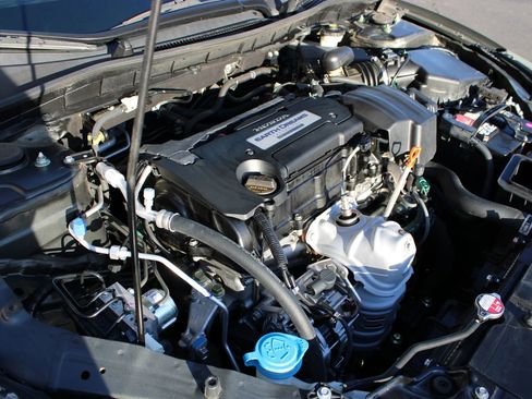 Used 2013 Honda Accord LX image 28