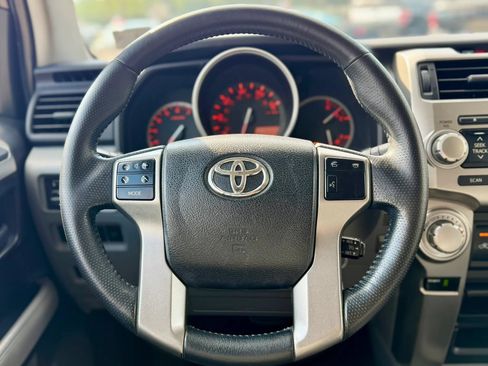 Used 2011 Toyota 4Runner SR5 w/ Premium Pkg w/Leather AWD/4WD image 16