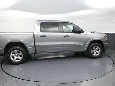Used 2025 RAM 1500 Big Horn AWD/4WD image 11